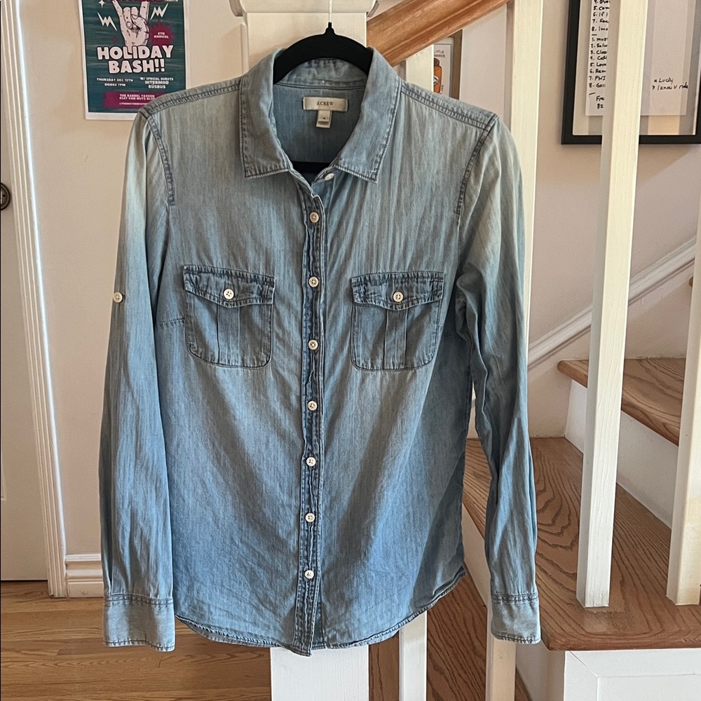 JCREW denim chambray classic button down Size 4